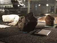 Wystawa meteorytw w Muzeum Techniki w Warszawie (Exhibition of meteorites in the Museum of Technology in Warsaw)