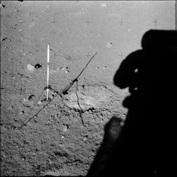 © NASA - lunar sample 12037 (Apollo 12)