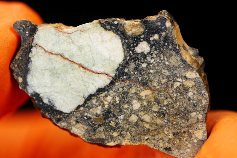 El Hareicha 001 (LUN, Lunar polymict breccia (basalt/gabbroic); lunaryt)