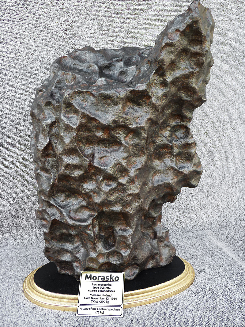 Meteorites Morasko (cast) (Cobliner specimen)