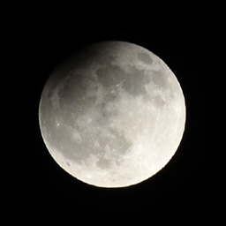 Częściowe zaćmienie Księżyca, 25 kwietnia 2013 r.