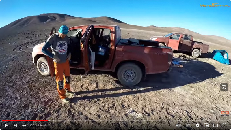 YouTube - Dzie z ycia poszukiwacza meteorytw w Chile