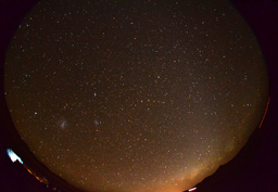 Oboki Magellana (Magellanic Clouds), Nov. 8, 2017