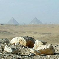 Kair - piramidy w Sakkarze (fot. Wadi & Woreczko)