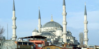 Meczety królują nad miastem